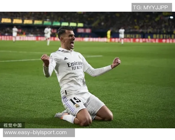 黄潜球员怒斥裁判判罚维尼修斯跳跃行为质疑红牌不公正